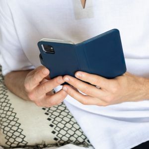 Selencia Echt Lederen Bookcase Samsung Galaxy A20e - Blauw