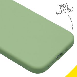 Accezz Liquid Silicone Backcover iPhone 12 (Pro) - Groen