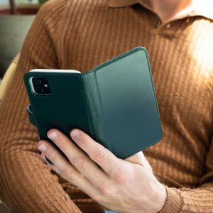 Selencia Echt Lederen Bookcase Samsung Galaxy A8 (2018) - Groen