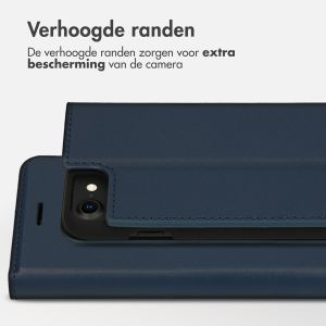 Accezz Premium Leather Slim Bookcase iPhone SE (2022 / 2020) / 8 / 7 / 6(s) - Donkerblauw