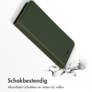 Accezz Premium Leather Slim Bookcase iPhone SE (2022 / 2020) / 8 / 7 / 6(s) - Groen