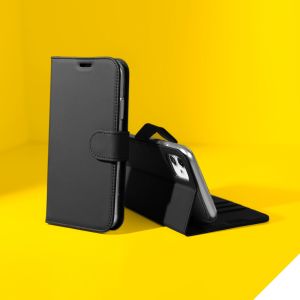 Accezz Industry Packaged Wallet Softcase Bookcase iPhone 11 - Zwart