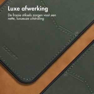 Accezz Premium Leather Card Slot Backcover Samsung Galaxy S21 FE - Groen