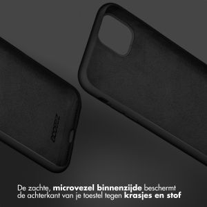 Accezz Liquid Silicone Backcover Samsung Galaxy S10 - Zwart