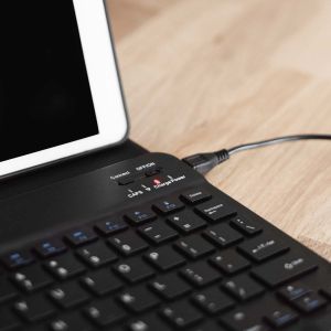 Accezz QWERTY Bluetooth Keyboard Bookcase iPad 10 (2022) 10.9 inch - Zwart